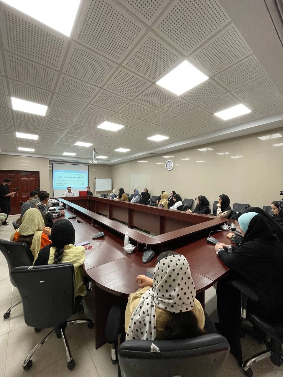 اسلاید 2 موبایل